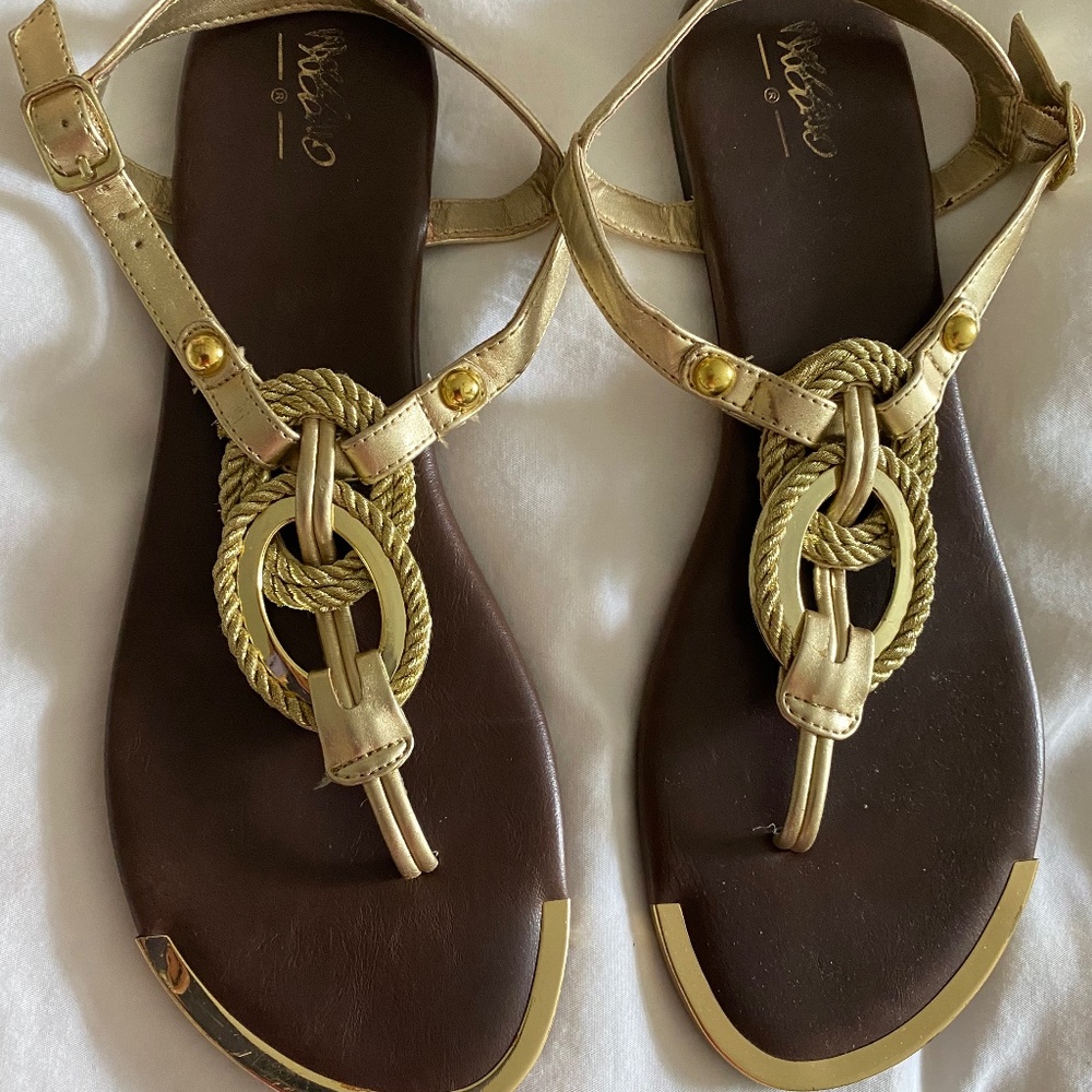 Gold sandal
